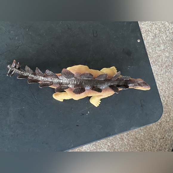 Greenbrier 9” International Stegosaurus Toy Dinosaur Plastic Figure - Picture 2 of 7